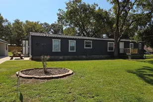 2435 Waterwood Dr, Chandler, TX 75758 - Photo 13