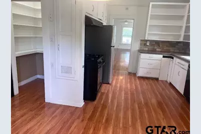 617 W Dobbs, Tyler, TX 75701 - Photo 11