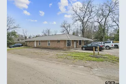 300 Cedar Street, Crockett, TX 75835 - Photo 1