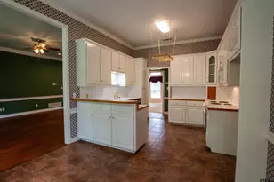 11225 Chasewood Dr, Tyler, TX 75703 - Photo 11