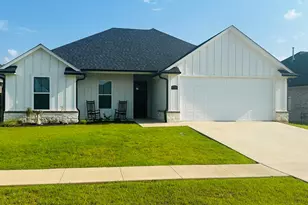 1710 Tres Dr, Whitehouse, TX 75791 - Photo 1