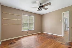 921 W Ellis Dr, Tyler, TX 75701 - Photo 13