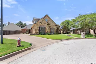 2123 Winthrop Ct, Tyler, TX 75703 - Photo 3