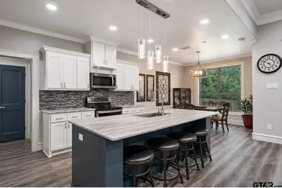 113 Stuart St, Arp, TX 75750 - Photo 5