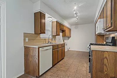 1108 Angie Street, Whitehouse, TX 75791 - Photo 11