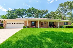 1011 Camille Dr, Longview, TX 75605 - Photo 1