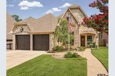 2216 Thornwood, Tyler, TX 75703 - Photo 1