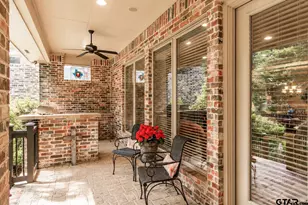 2216 Thornwood, Tyler, TX 75703 - Photo 37