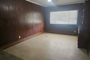 1211 Webb, Henderson, TX 75654 - Photo 11