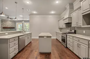 3854 Hogan Dr, Tyler, TX 75709 - Photo 11