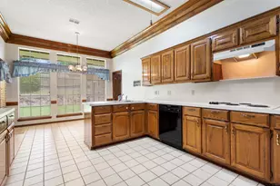 705 Cedar Creek, Tyler, TX 75703 - Photo 13