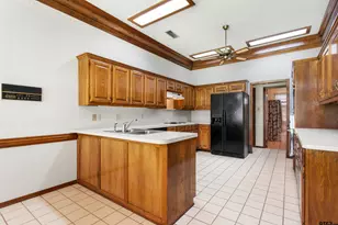 705 Cedar Creek, Tyler, TX 75703 - Photo 11