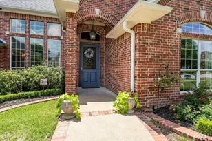 2102 Holly Creek Dr, Tyler, TX 75703 - Photo 5