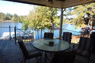 3073 E Lake Dr, Gladewater, TX 75647 - Photo 5