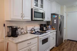 5401 Hollytree Dr, Tyler, TX 75703 - Photo 9