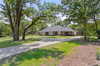 17681 Huckleberry Cir, Lindale, TX 75771 - Photo 3