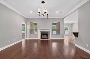 811 Rugby, Whitehouse, TX 75791 - Photo 5