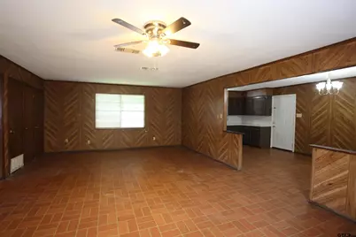1428 1/2 E Houston, Tyler, TX 75702 - Photo 7