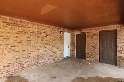 1428 1/2 E Houston, Tyler, TX 75702 - Photo 1