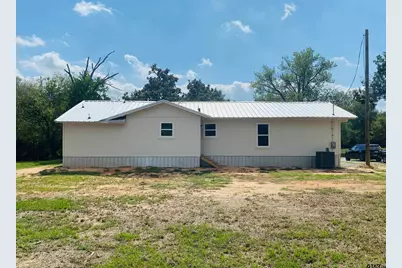 918 W Kuykendall Street, Grand Saline, TX 75140 - Photo 17
