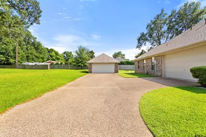 518 Susie, Chandler, TX 75758 - Photo 5