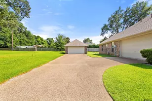 518 Susie, Chandler, TX 75758 - Photo 5