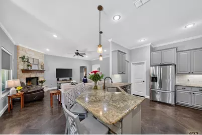 14420 Cedarwood Circle, Tyler, TX 75703 - Photo 15