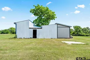 8869 Co Rd 1617, Avinger, TX 75630 - Photo 21