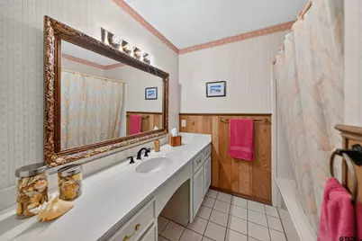 8240 Baylor Dr, Tyler, TX 75703 - Photo 7