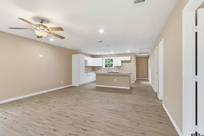 208 Lenox Street, Pittsburg, TX 75686 - Photo 9