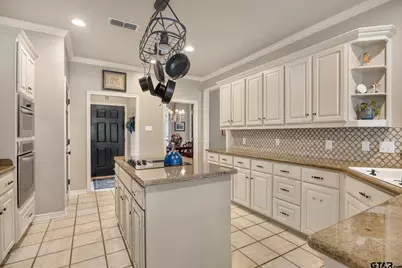 1413 Holly Creek Dr, Tyler, TX 75703 - Photo 13