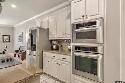 1413 Holly Creek Dr, Tyler, TX 75703 - Photo 11