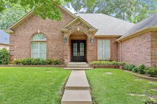 1413 Holly Creek Dr, Tyler, TX 75703 - Photo 1
