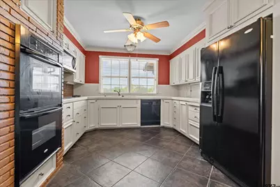 1248 Canada St, Jacksonville, TX 75766 - Photo 15
