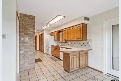 126 County Road 4212, Jacksonville, TX 75766 - Photo 13