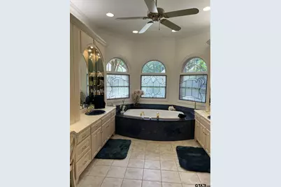 3606 Canyon Creek Circle, Tyler, TX 75707 - Photo 17