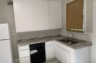 621 W Houston Apt 1, Tyler, TX 75701 - Photo 9