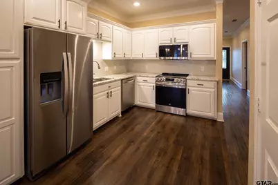 1912 Hollylake Circle, Tyler, TX 75703 - Photo 11