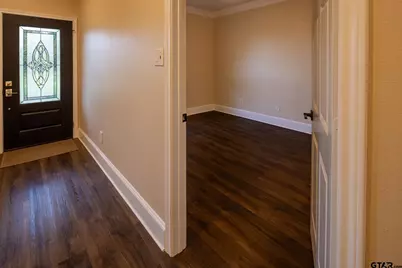 1912 Hollylake Circle, Tyler, TX 75703 - Photo 23