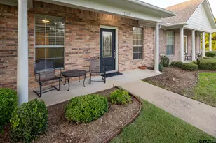 1912 Hollylake Cir, Tyler, TX 75703 - Photo 3