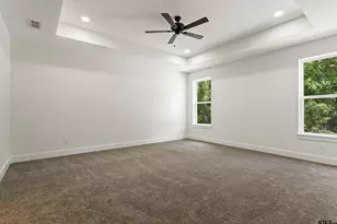 16430 Crossing Cir, Lindale, TX 75771 - Photo 17