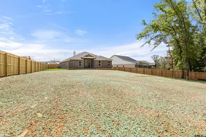 16430 Crossing Circle, Lindale, TX 75771 - Photo 29