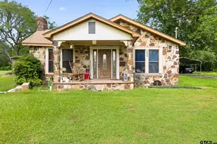 835 N Fairway, Fairfield, TX 75840 - Photo 1