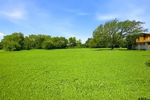 835 N Fairway, Fairfield, TX 75840 - Photo 29