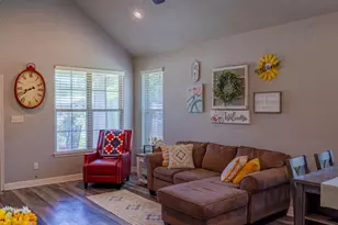 1815 Knob Hill, Tyler, TX 75701 - Photo 5
