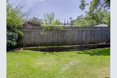 1815 Knob Hill, Tyler, TX 75701 - Photo 21