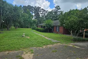 409 Dial St, Jacksonville, TX 75766 - Photo 1