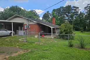 409 Dial St, Jacksonville, TX 75766 - Photo 11