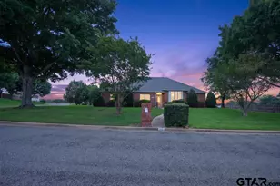 800 Rico Dr, Athens, TX 75751 - Photo 1