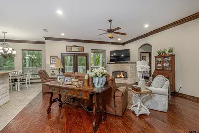 1604 Cimmarron Trl, Tyler, TX 75703 - Photo 9
